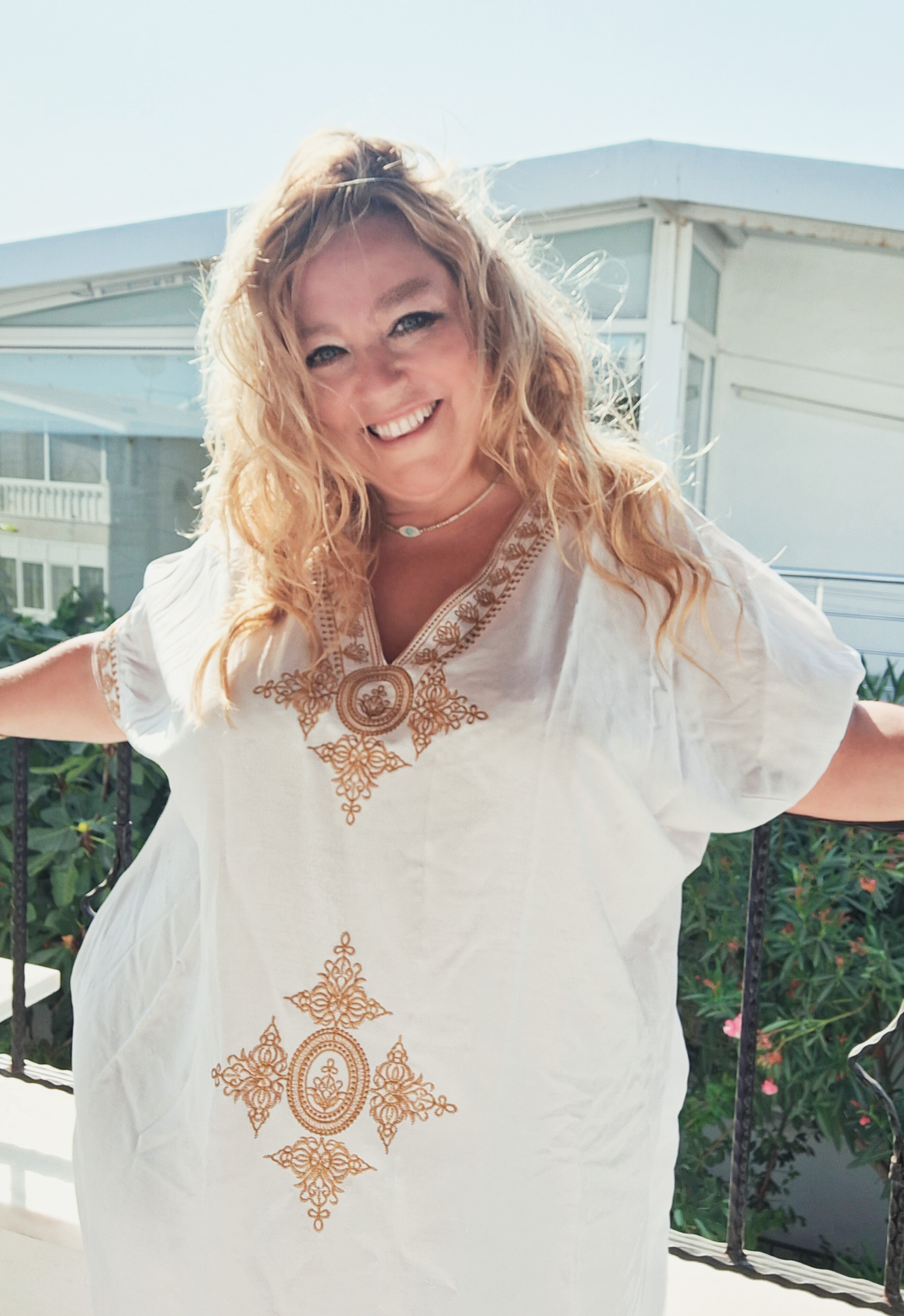 Plus size shop white kaftan